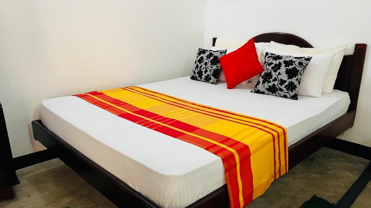 Sigiriya Rock Elephant Corridor Apartment ภายนอก รูปภาพ