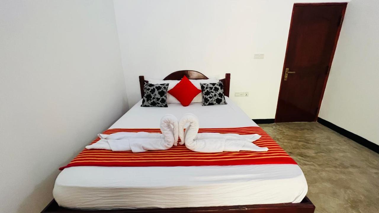 Sigiriya Rock Elephant Corridor Apartment ภายนอก รูปภาพ