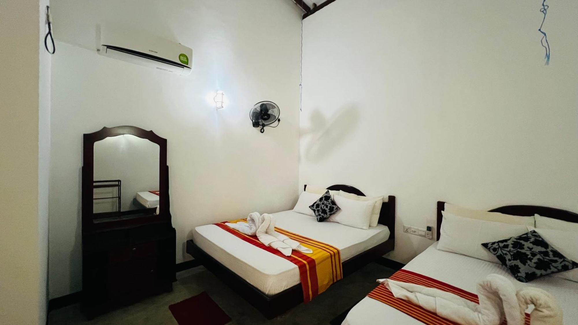Sigiriya Rock Elephant Corridor Apartment ภายนอก รูปภาพ