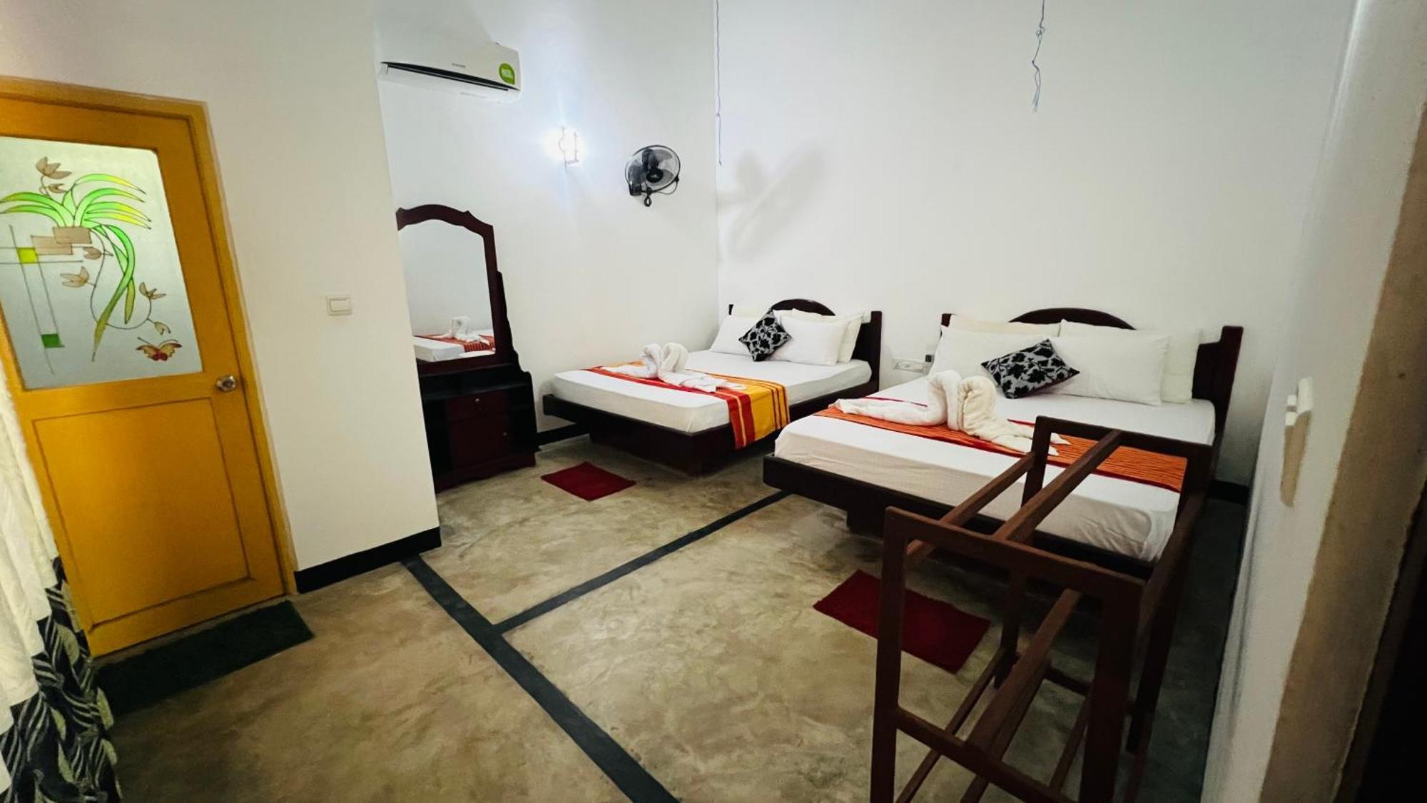 Sigiriya Rock Elephant Corridor Apartment ภายนอก รูปภาพ